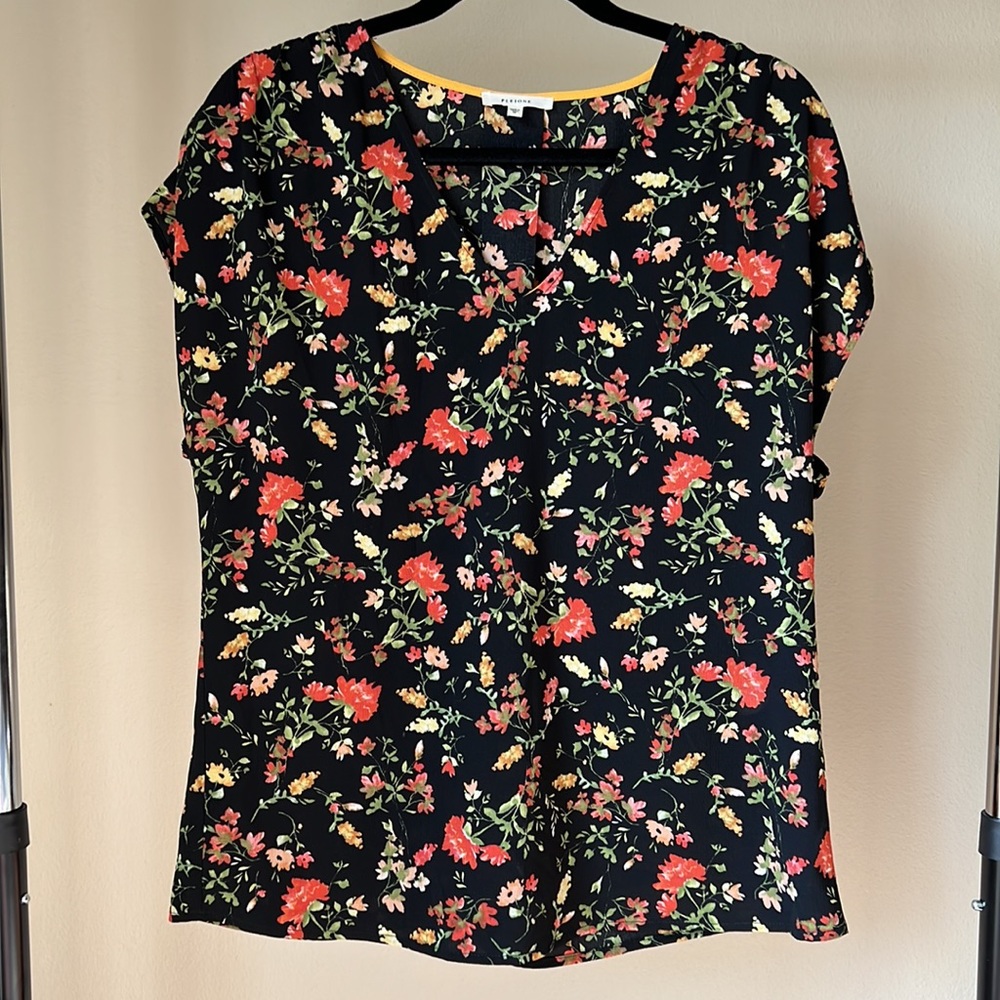 Pleione Floral Print Top